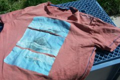 ZK4, Roze t-shirt zonder mouwen  en tekening, M176